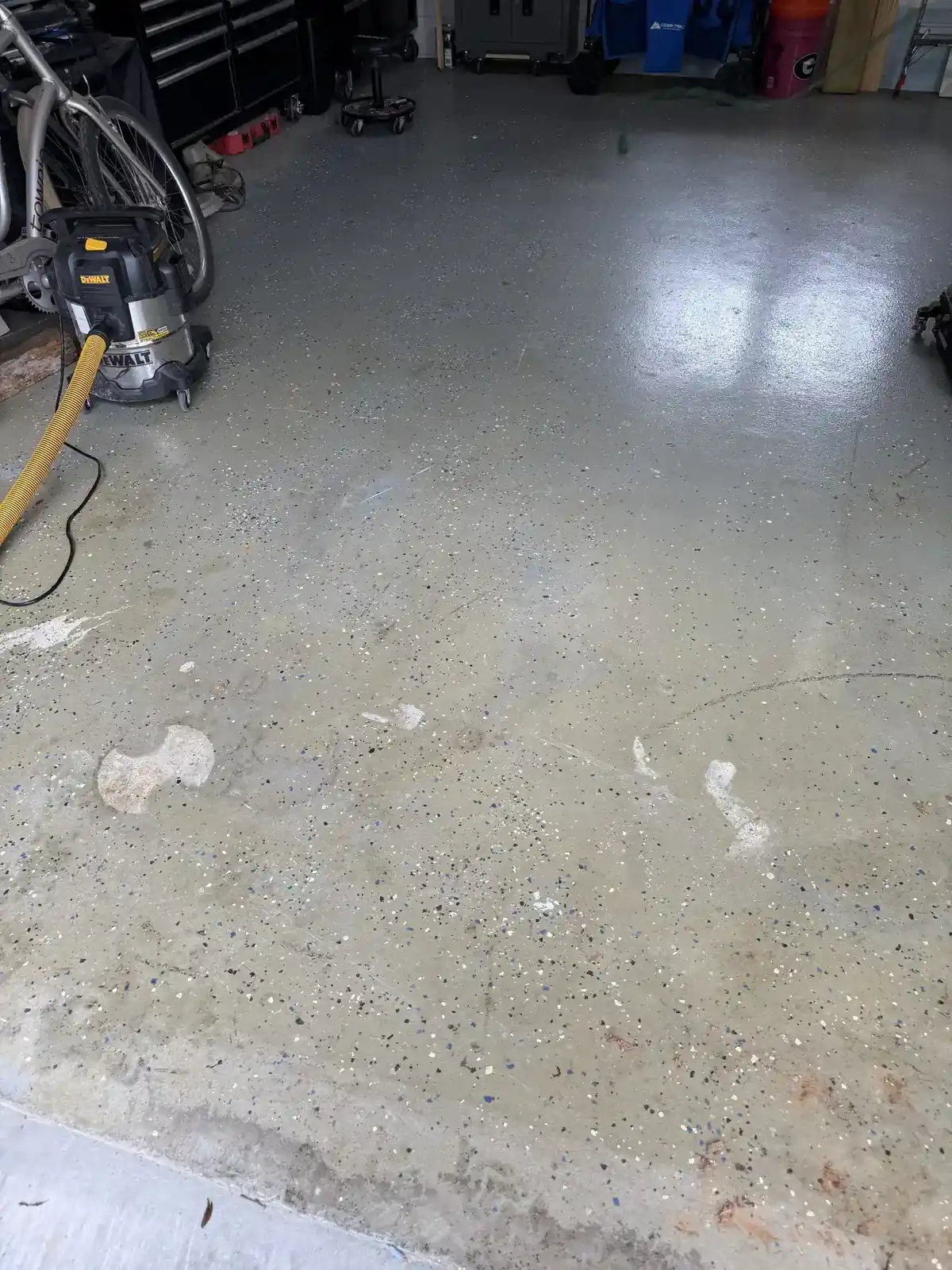 Decorative flake broadcast on coating surface